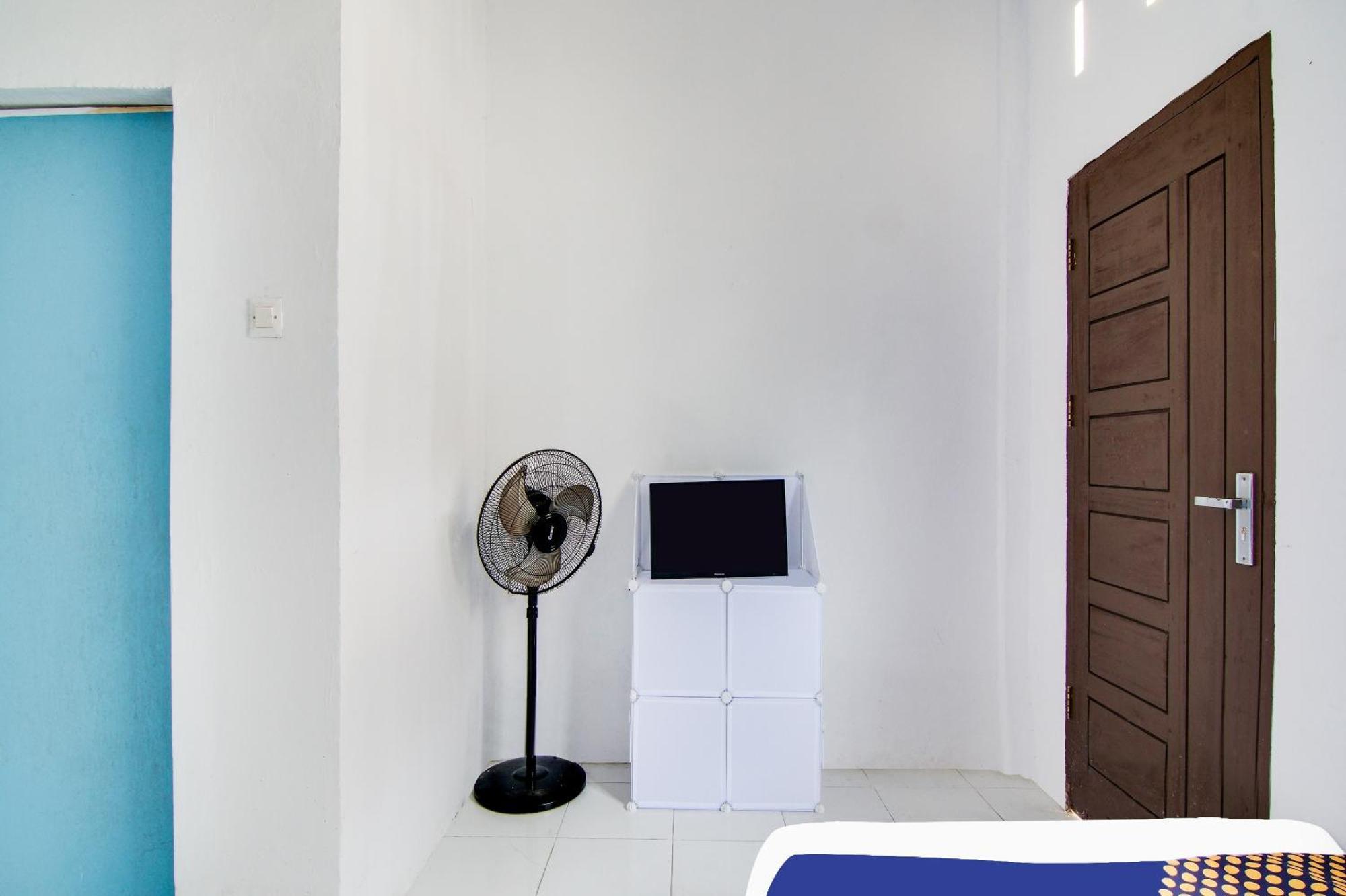 Spot On 91858 Raja Homestay Syariah Pekanbaru Εξωτερικό φωτογραφία
