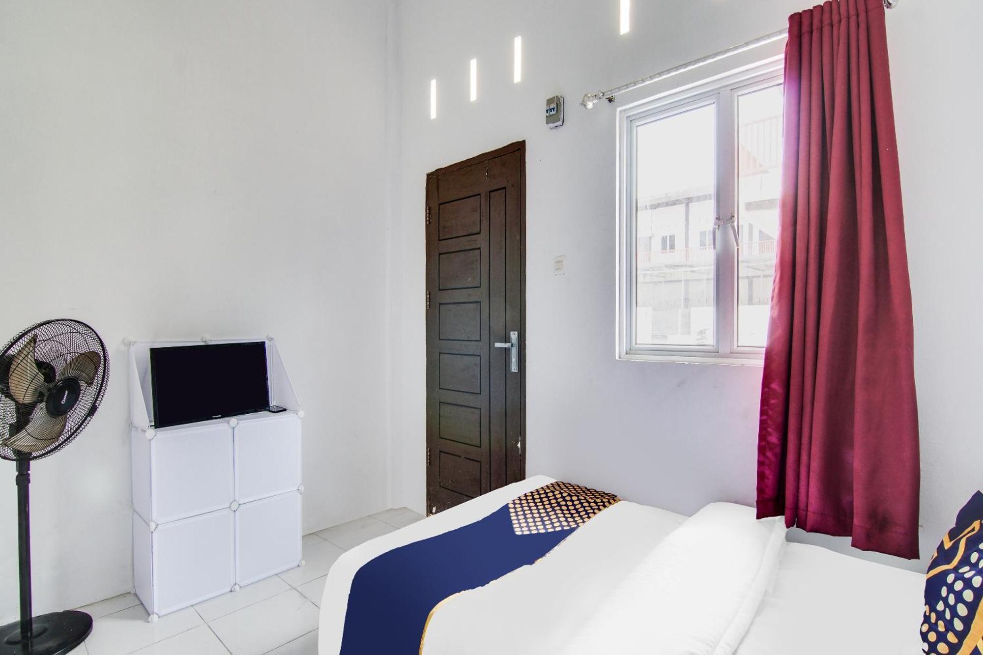 Spot On 91858 Raja Homestay Syariah Pekanbaru Εξωτερικό φωτογραφία